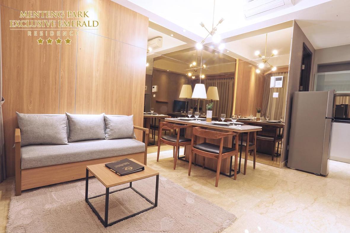 Menteng Park Exclusive Emerald Jakarta Exterior photo