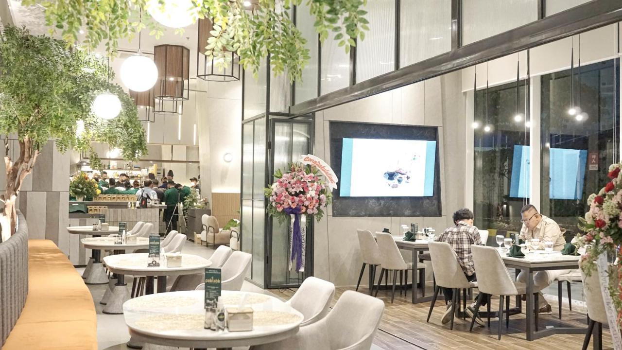 Menteng Park Exclusive Emerald Jakarta Exterior photo