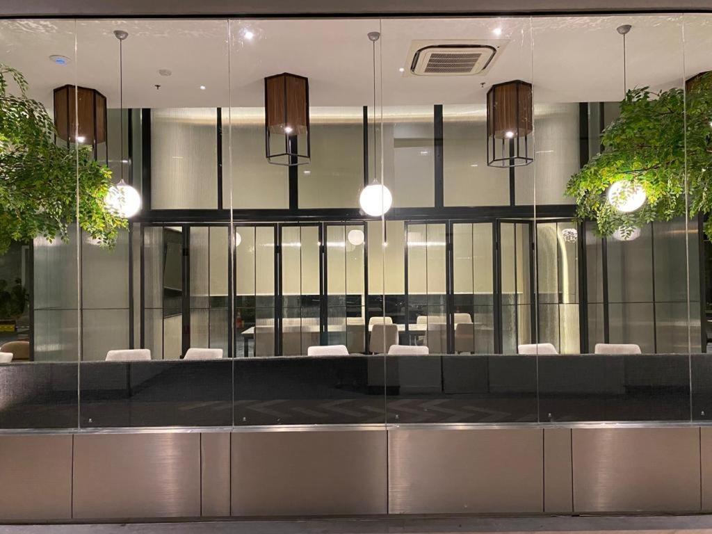 Menteng Park Exclusive Emerald Jakarta Exterior photo