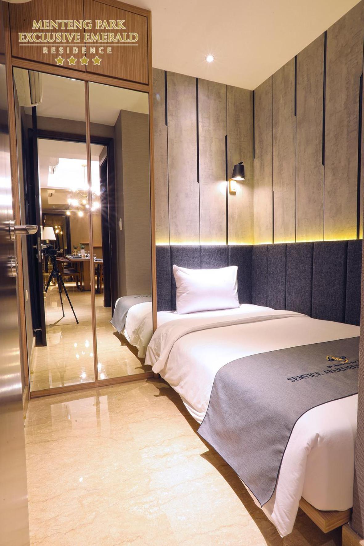 Menteng Park Exclusive Emerald Jakarta Exterior photo